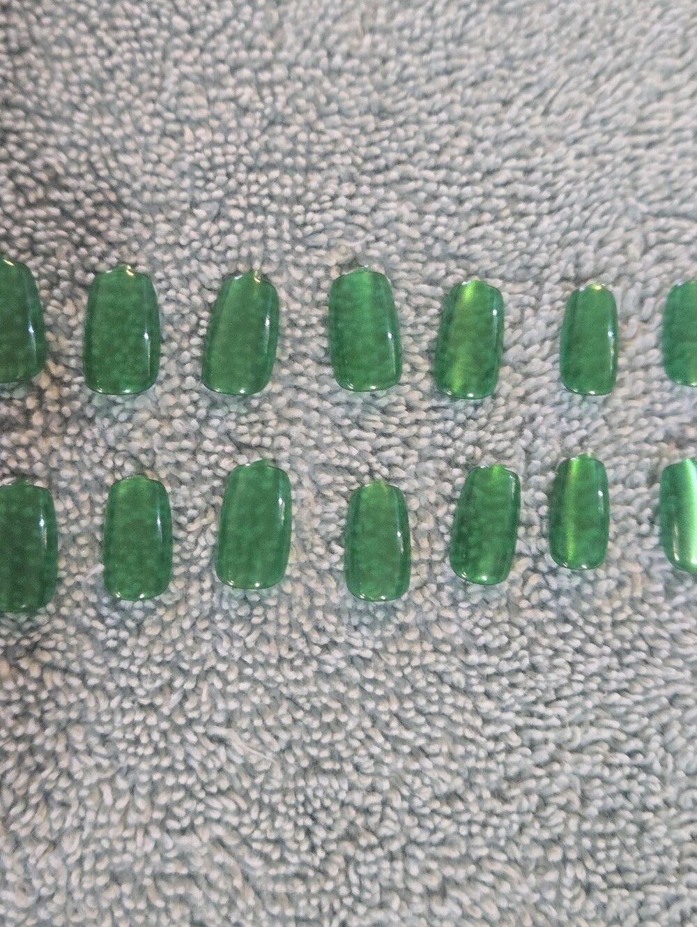 Clear Green Press-On Nail Set